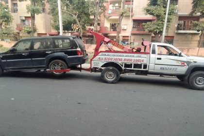 Manjeet Towing Services, Towing Services In Panchkula, 7Top Towing Services In Panchkula, Towing Service near me, Tow Services In Panchkula, Toe Van near me